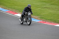 Vintage-motorcycle-club;eventdigitalimages;mallory-park;mallory-park-trackday-photographs;no-limits-trackdays;peter-wileman-photography;trackday-digital-images;trackday-photos;vmcc-festival-1000-bikes-photographs